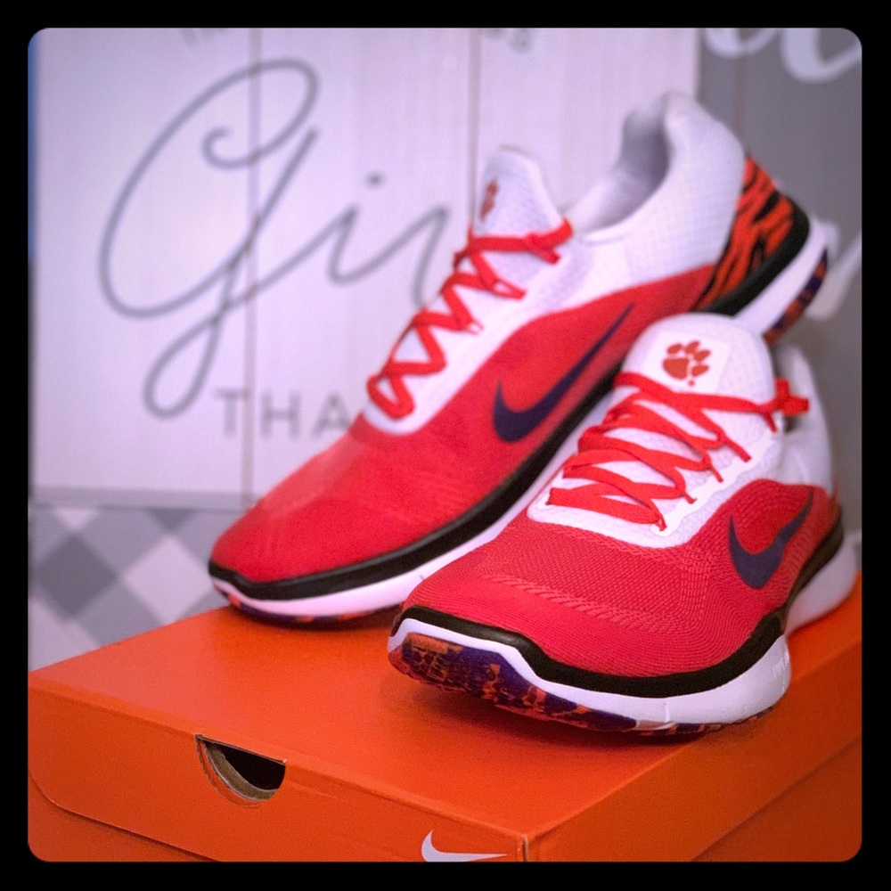 TODAY ONLY SALE!! Men’s Clemson Nike Shoes. NIB!